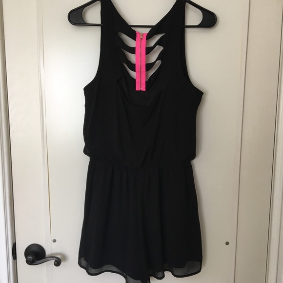 Target romper - Picture 3 of 4